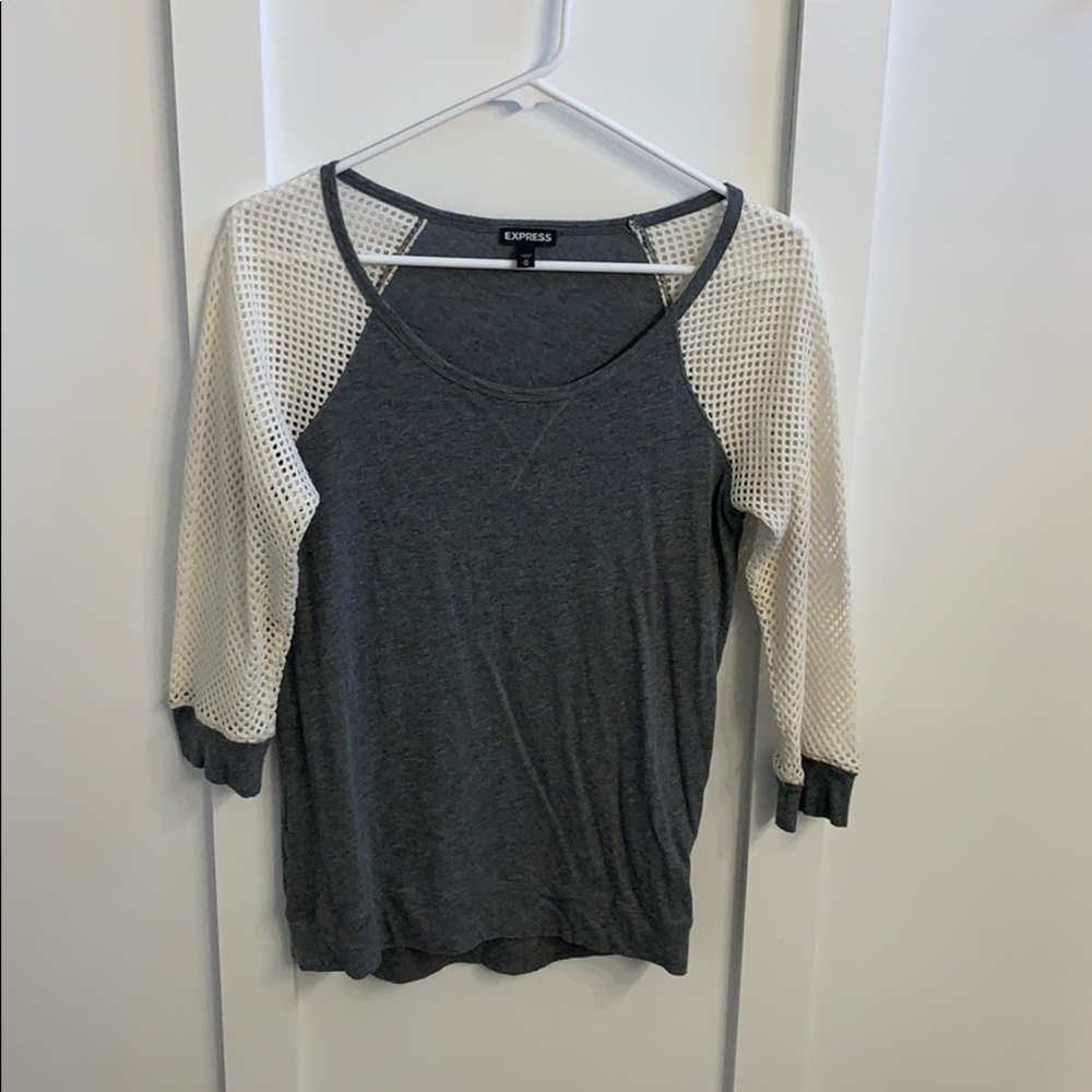 3/4 length shirt